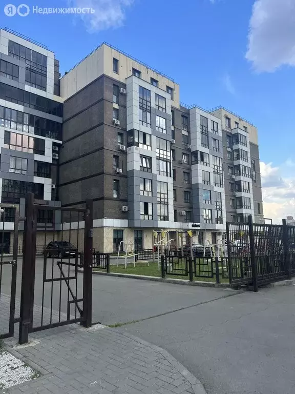 3-комнатная квартира: Иркутск, улица Кожова, 14/1 (89.5 м) - Фото 0