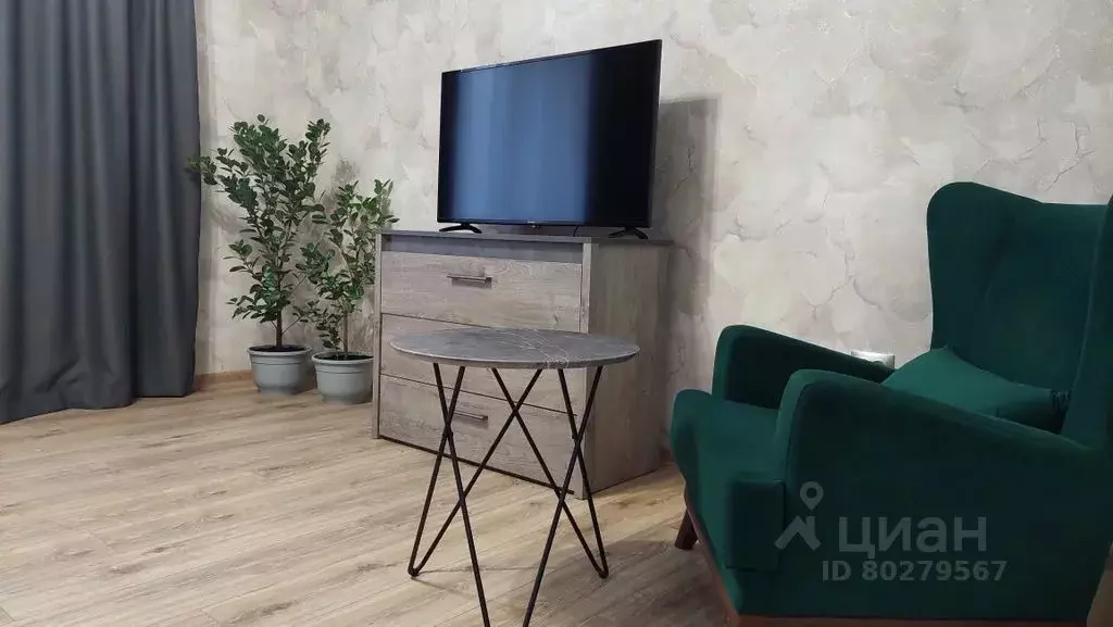1-к кв. Ставропольский край, Ессентуки ул. Очаровательная, 10к3 (37.0 ... - Фото 0