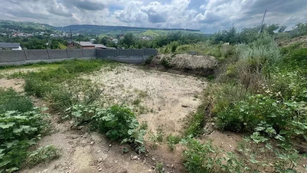 Участок в Ставропольский край, Кисловодск городской округ, пос. ... - Фото 1