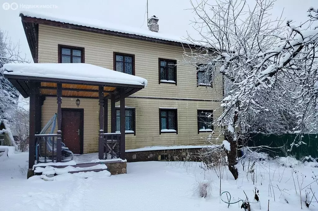 Дом в городской посёлок Рощино, Полевая улица (120 м) - Фото 1