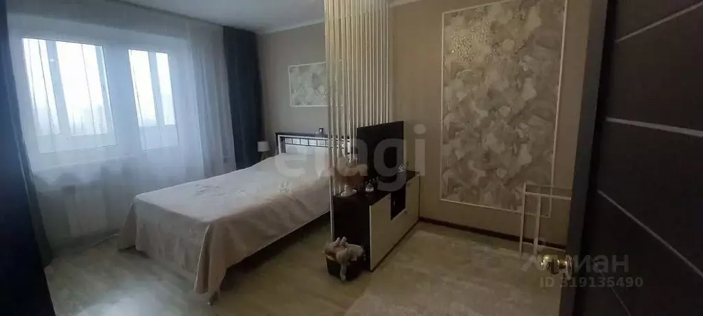 2-к кв. Курская область, Курск просп. Вячеслава Клыкова, 46 (58.0 м) - Фото 0