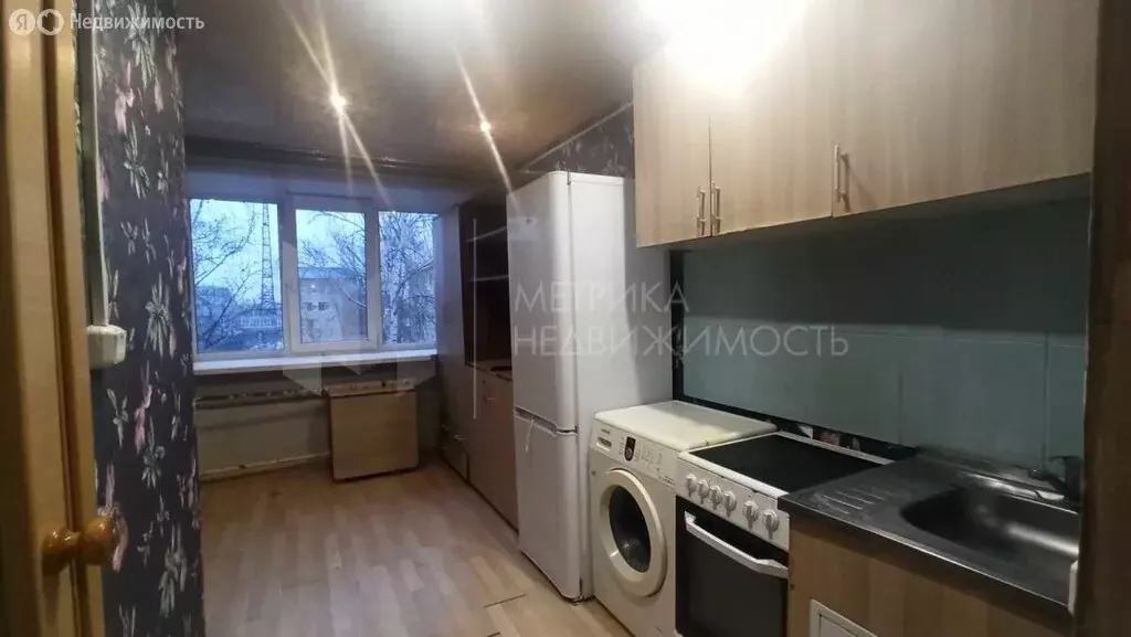 Квартира-студия: Тюмень, Одесская улица, 18 (13.5 м) - Фото 1