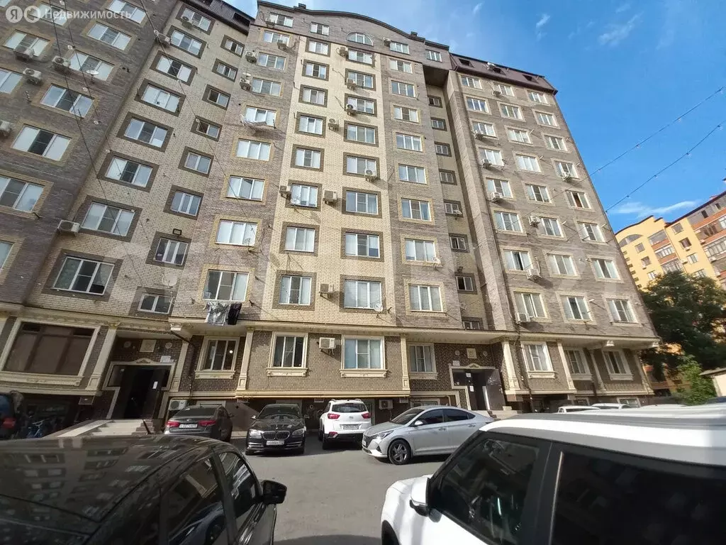 1-комнатная квартира: Махачкала, улица Ирчи Казака, 69А (46 м) - Фото 0
