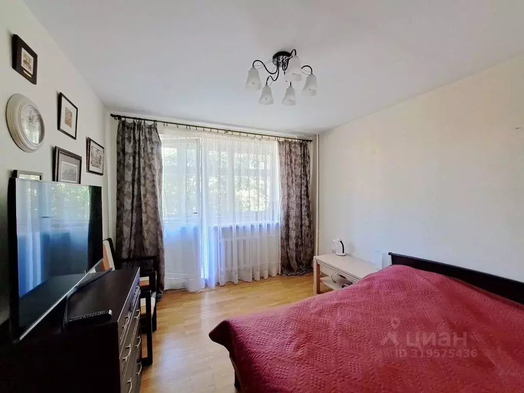 4-к кв. Калининградская область, Калининград ул. Чекистов, 34 (73.5 м) - Фото 0