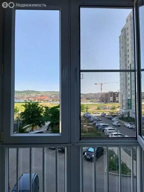 1-комнатная квартира: Анапа, улица Адмирала Пустошкина, 22к8 (42 м) - Фото 0