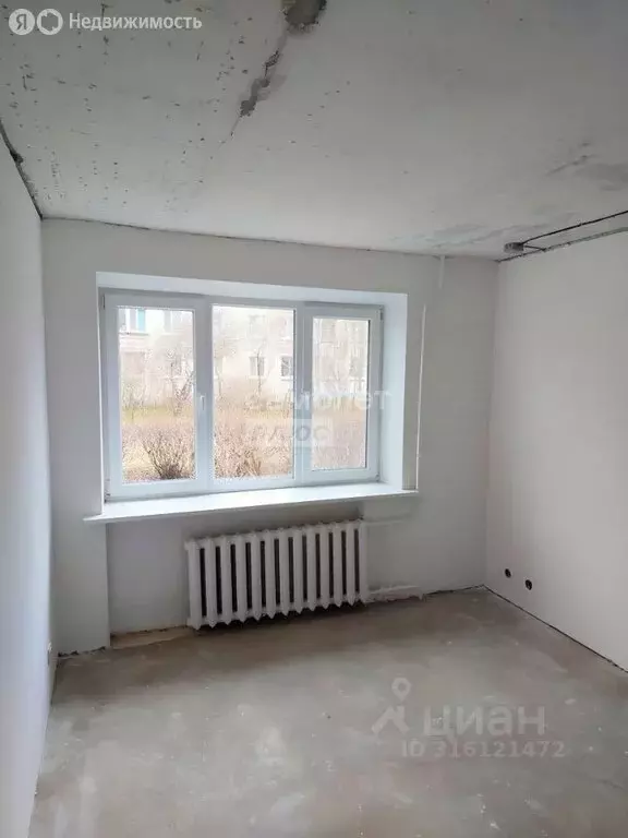 2-комнатная квартира: городской посёлок Большая Ижора, улица Астанина, ... - Фото 1