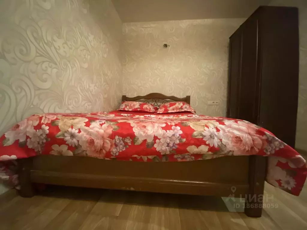 1-к кв. Татарстан, Казань ул. Фатыха Амирхана, 31 (45.0 м) - Фото 0