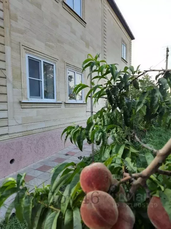 Дом в Краснодарский край, Темрюк ул. 27 Сентября, 10А (240 м) - Фото 0