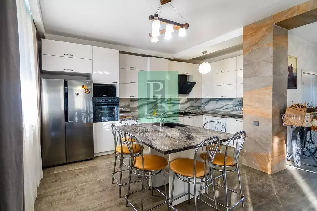 Дом в Севастополь ул. Еловая, 2Б (174 м) - Фото 0