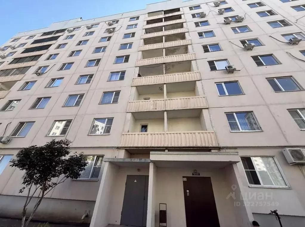 2-к кв. Ростовская область, Батайск ул. Воровского, 61 (57.7 м) - Фото 0