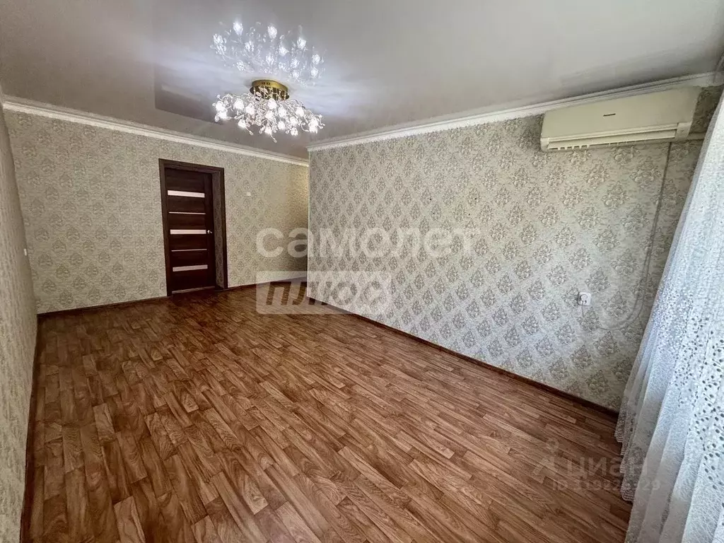 2-к кв. Астраханская область, Камызяк ул. Максима Горького, 95 (59.0 ... - Фото 0