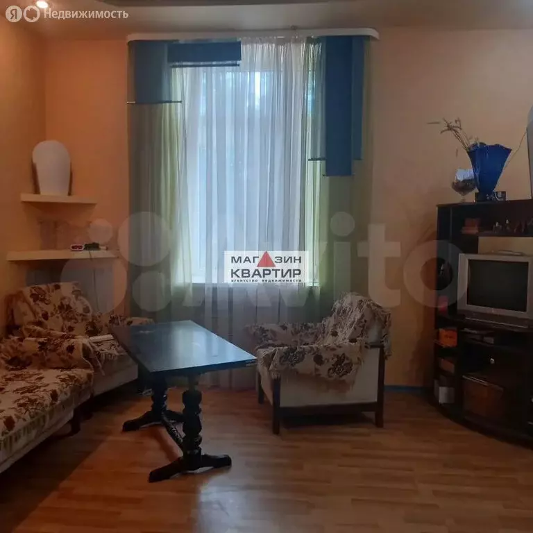 2-комнатная квартира: Смоленск, улица Дзержинского, 2 (60 м) - Фото 1