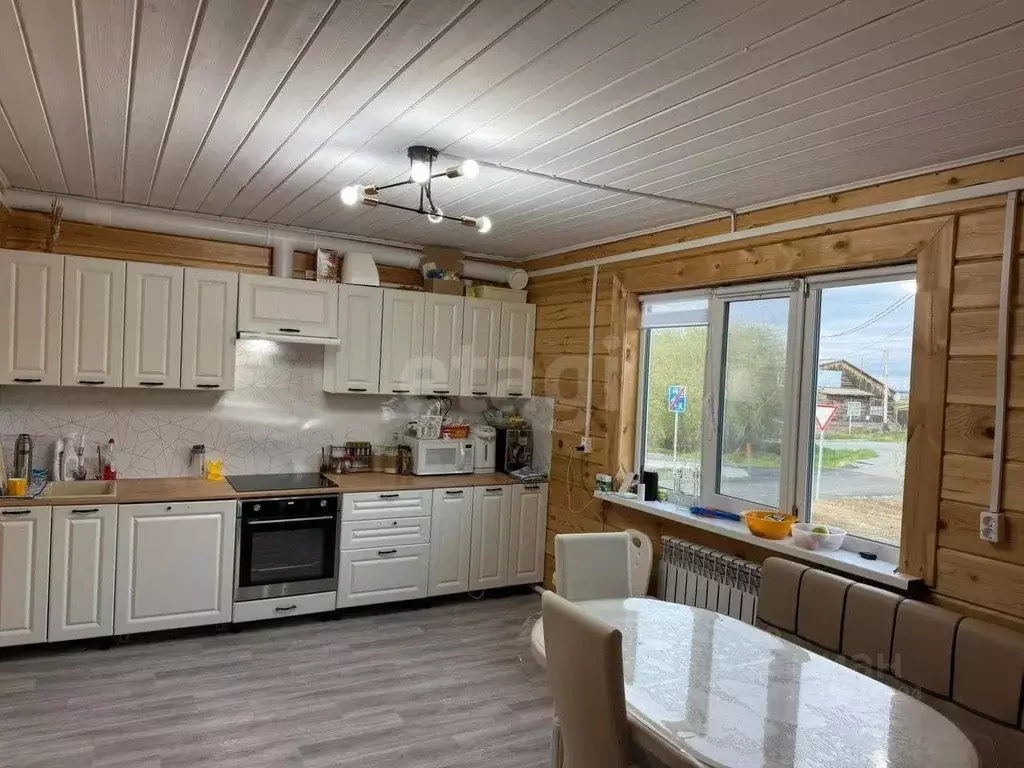 Дом в Ямало-Ненецкий АО, Приуральский район, с. Аксарка ул. 8 Марта, ... - Фото 1