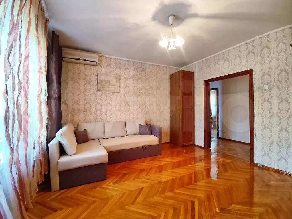 2-к. квартира, 55 м, 3/9 эт. - Фото 1