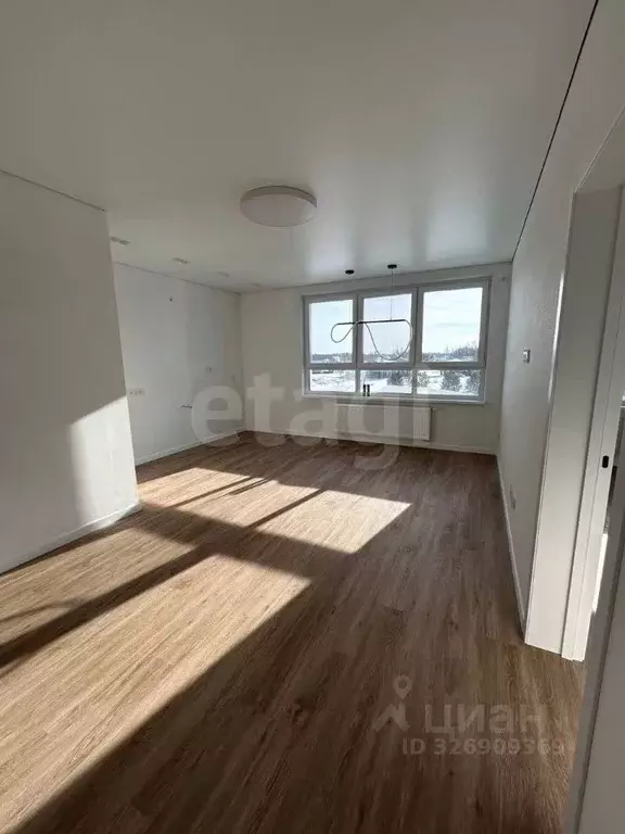 2-к кв. Тюменская область, Тюмень ул. Александра Звягина, 12 (58.0 м) - Фото 1