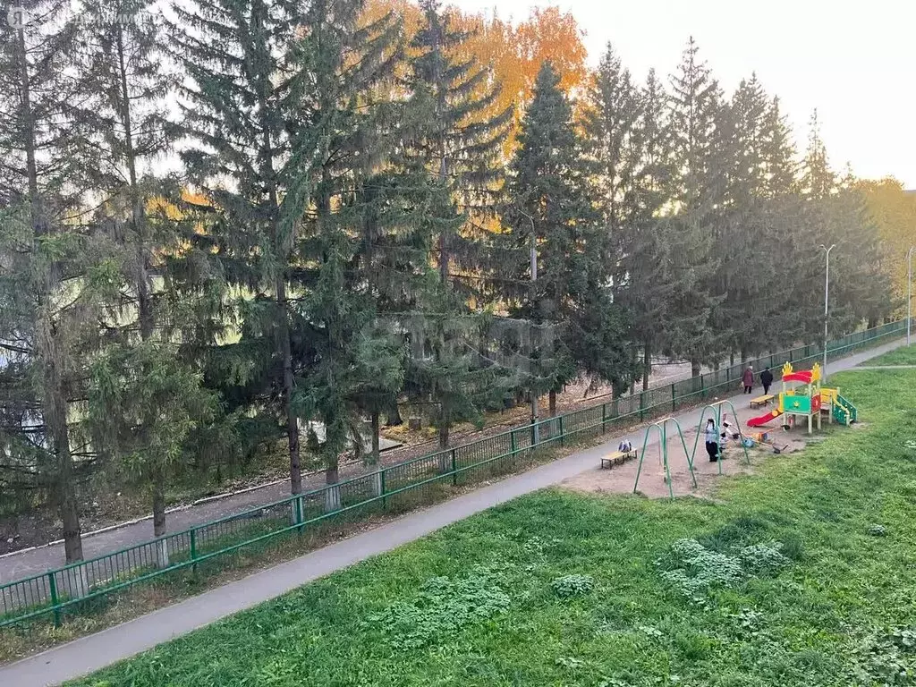 2-комнатная квартира: Альметьевск, улица Гафиатуллина, 9 (43.9 м) - Фото 1