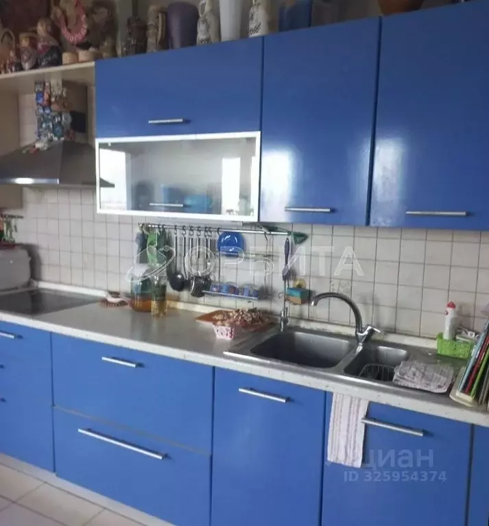 3-к кв. Тюменская область, Тюмень ул. Кирова, 6 (121.2 м) - Фото 2