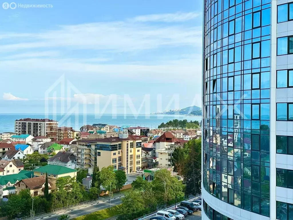 3-комнатная квартира: Сочи, улица Ленина, 298Бк7 (100 м) - Фото 0