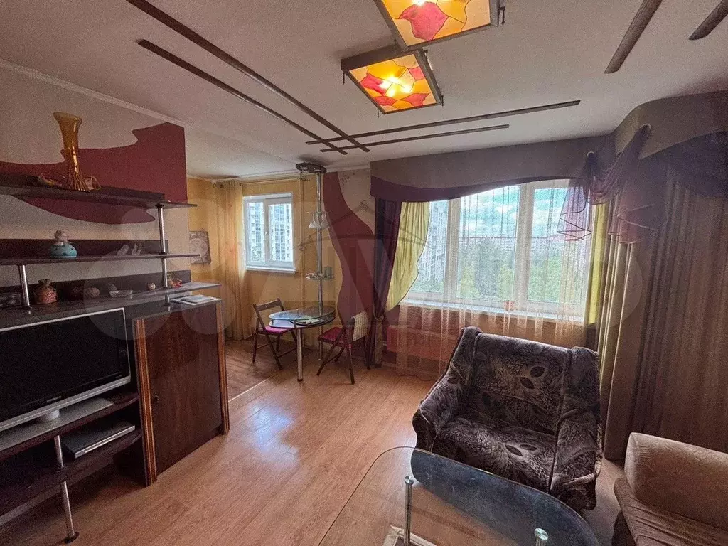 3-к. квартира, 58,2 м, 6/9 эт. - Фото 0