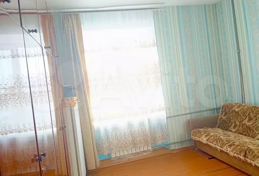 Комната 14 м в 3-к., 3/3 эт. - Фото 0