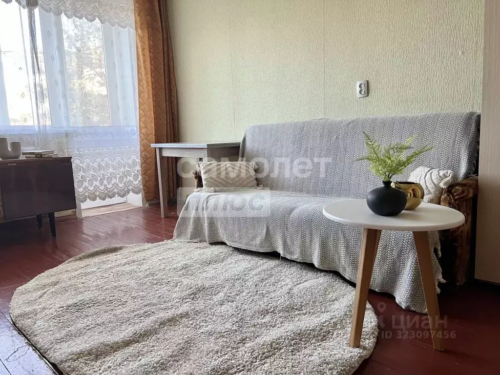 2-к кв. Орловская область, Орел Новосильская ул., 11 (40.3 м) - Фото 1