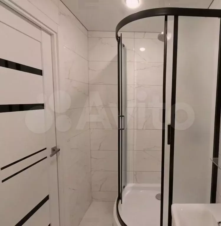 Апартаменты-студия, 11,5 м, 3/3 эт. - Фото 1