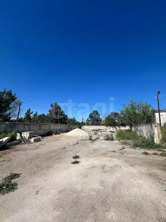 Участок в Крым, Белогорск ул. Нижнегорская (8.0 сот.) - Фото 0