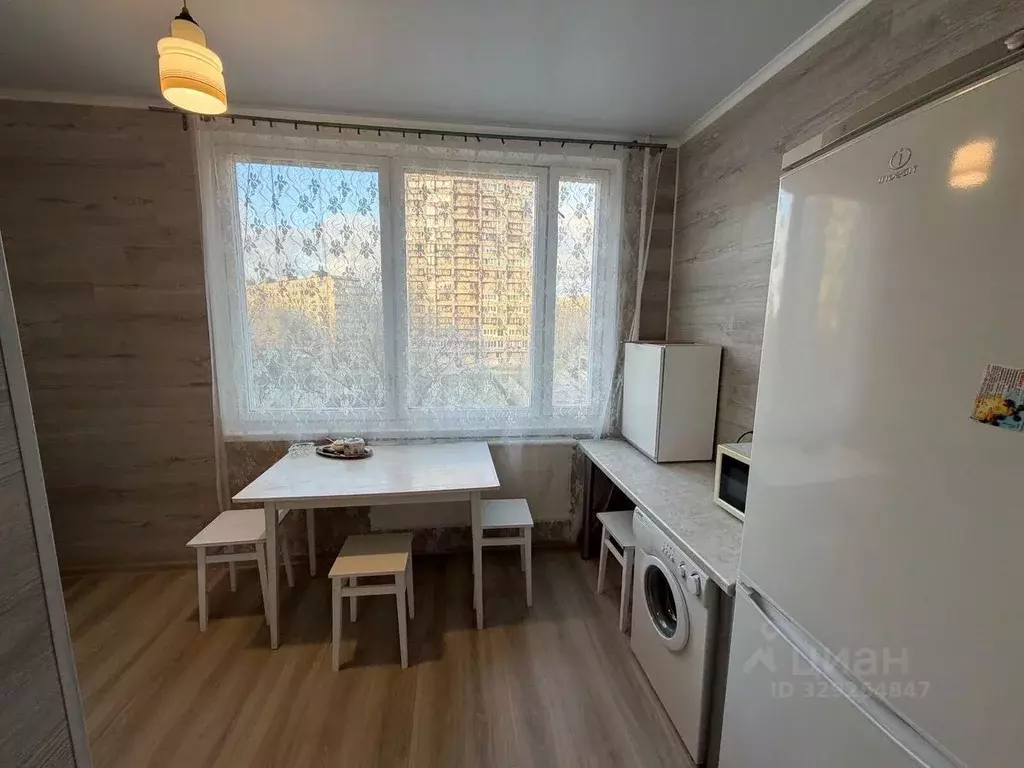 3-к кв. Санкт-Петербург ул. Подвойского, 14к1 (60.0 м) - Фото 1
