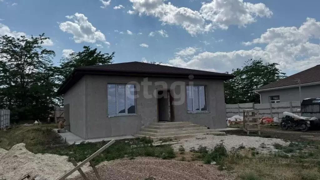 Дом в Крым, Симферопольский район, с. Урожайное  (140 м) - Фото 0