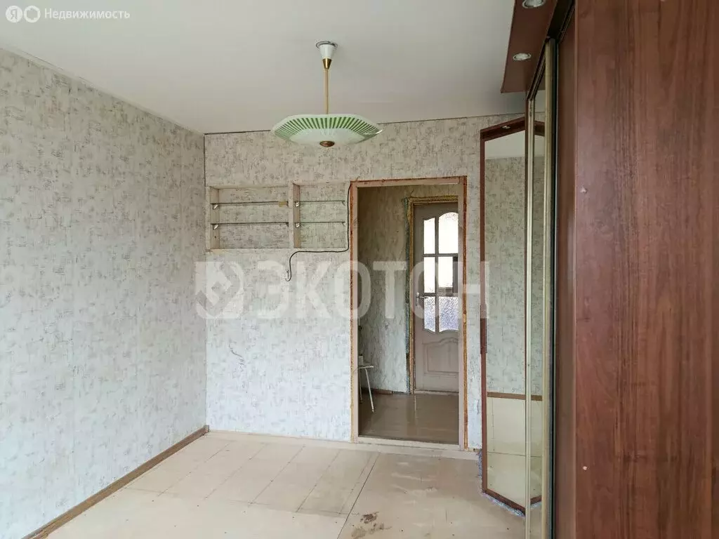 2-комнатная квартира: Ломоносов, улица Скуридина, 3 (44.1 м) - Фото 2