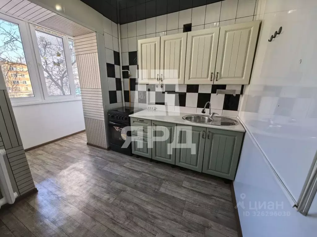 4-к кв. Ростовская область, Таганрог Каркасный пер. (63.0 м) - Фото 1