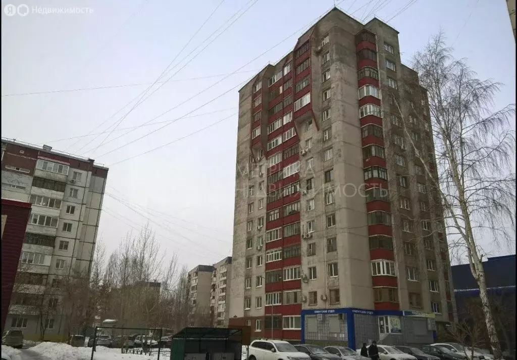 2-комнатная квартира: Тюмень, улица Пермякова, 48 (65 м) - Фото 1