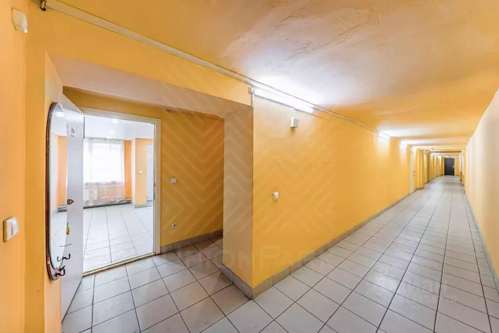 Офис в Челябинская область, Челябинск ул. Комарова, 39 (158 м) - Фото 1