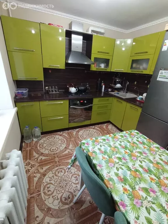 3-комнатная квартира: Стерлитамак, улица Артёма, 100 (76 м) - Фото 2