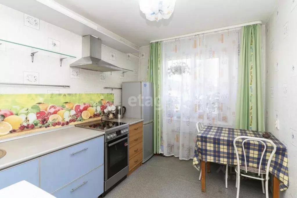 3-к кв. Тюменская область, Тюмень проезд Стахановцев, 6 (67.0 м) - Фото 1