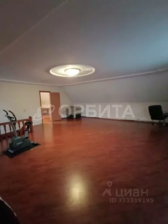 Дом в Тюменская область, Тюмень ул. Калинина, 100 (172 м) - Фото 2