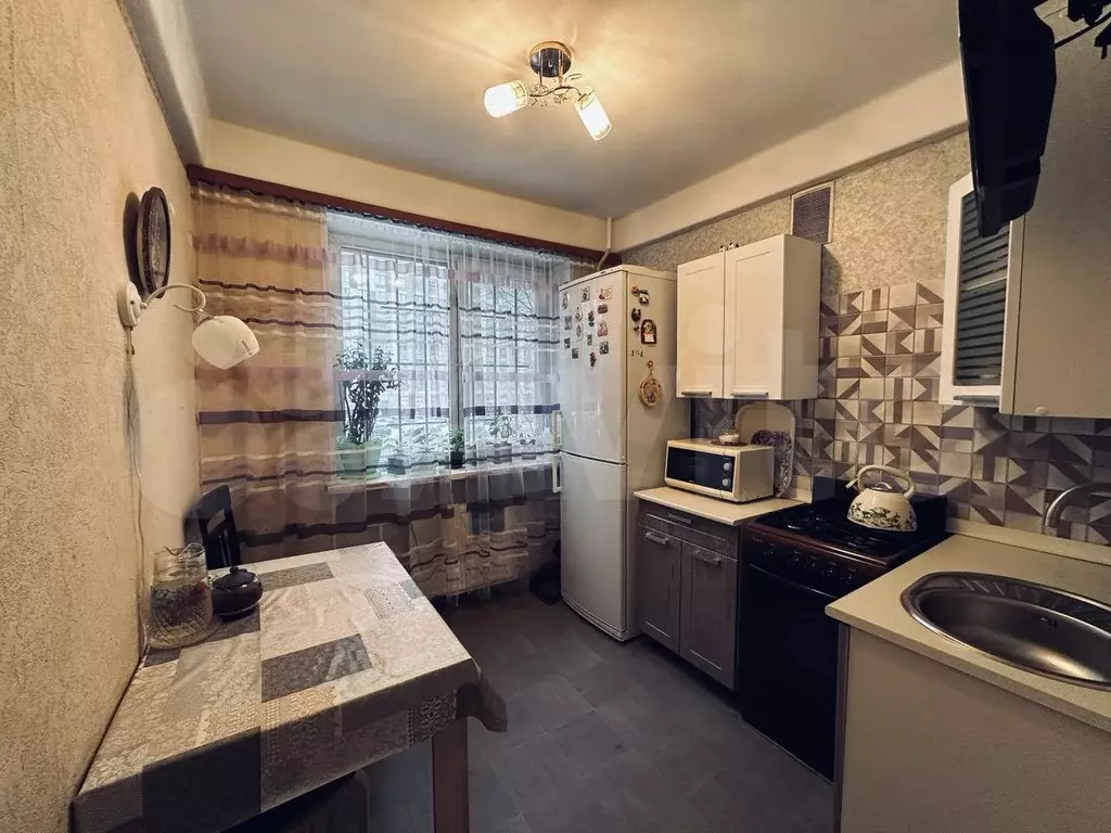 2-к. квартира, 46 м, 2/9 эт. - Фото 1
