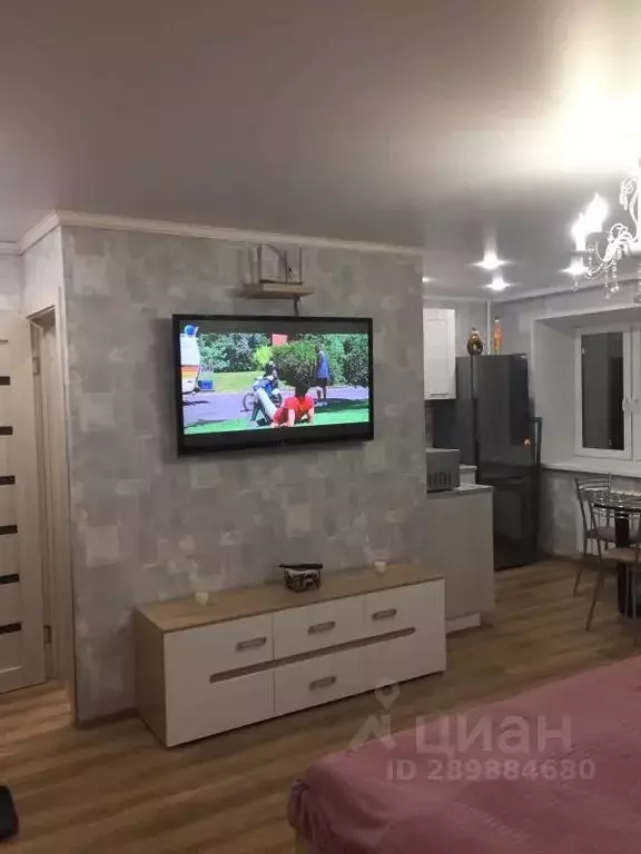 1-к кв. Тюменская область, Тюмень ул. Республики, 86 (31.0 м) - Фото 2