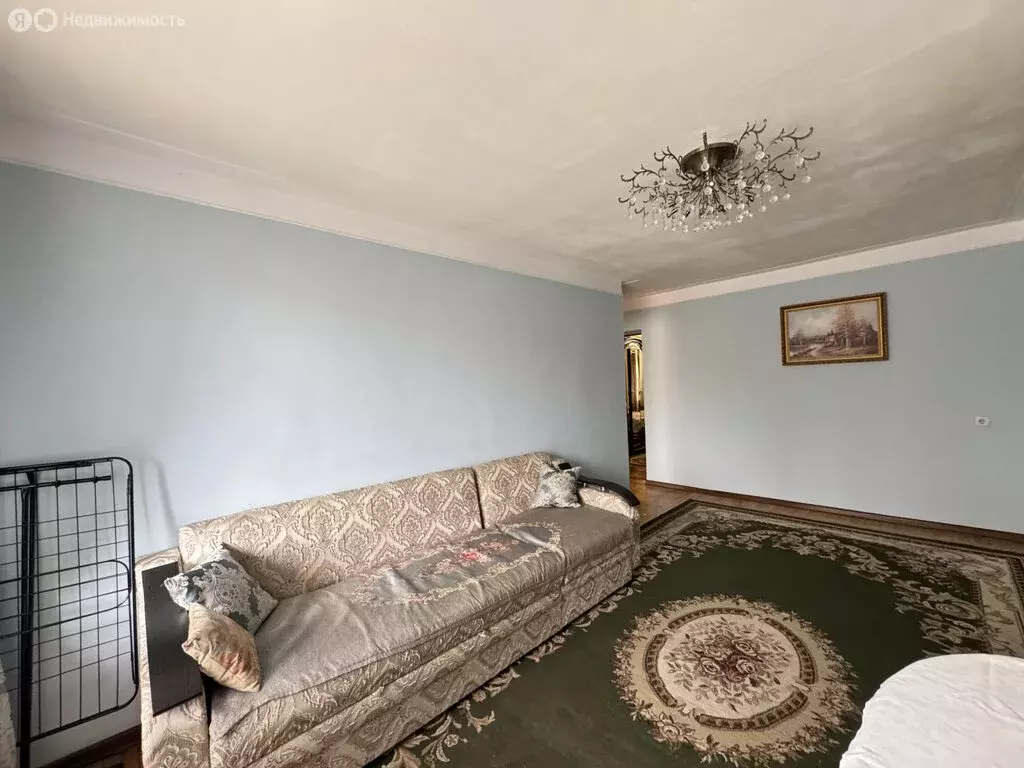 3-комнатная квартира: Нальчик, улица Идарова, 203 (56.1 м) - Фото 0