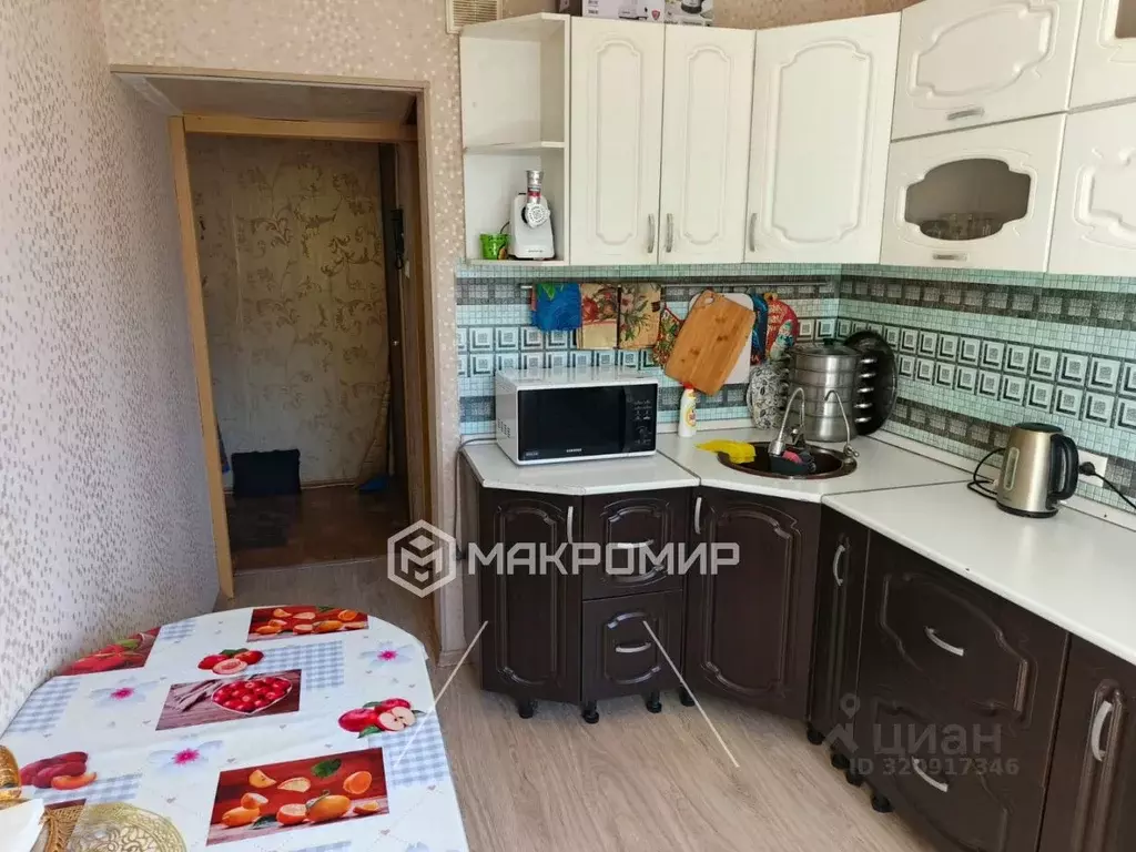 3-к кв. Орловская область, Орел Паровозная ул., 60 (66.9 м) - Фото 0