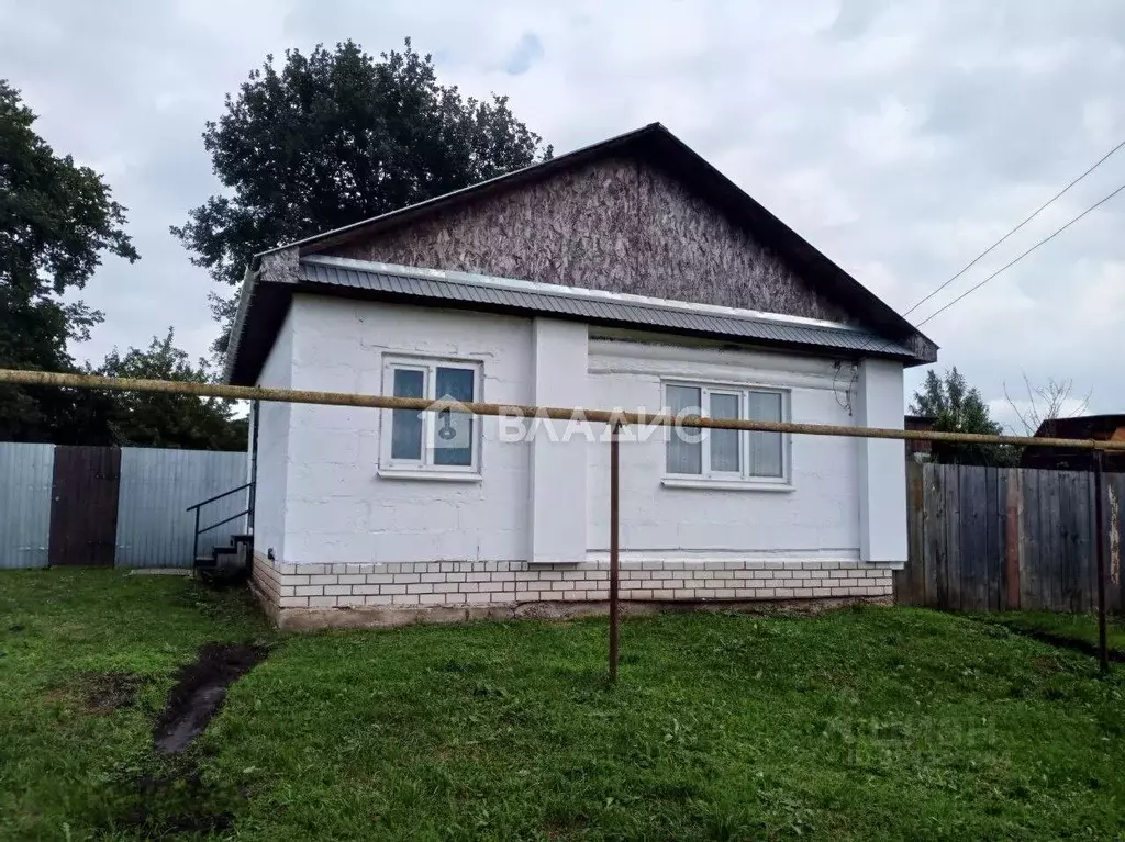 Дом в Нижегородская область, Ардатовский муниципальный округ, с. ... - Фото 2