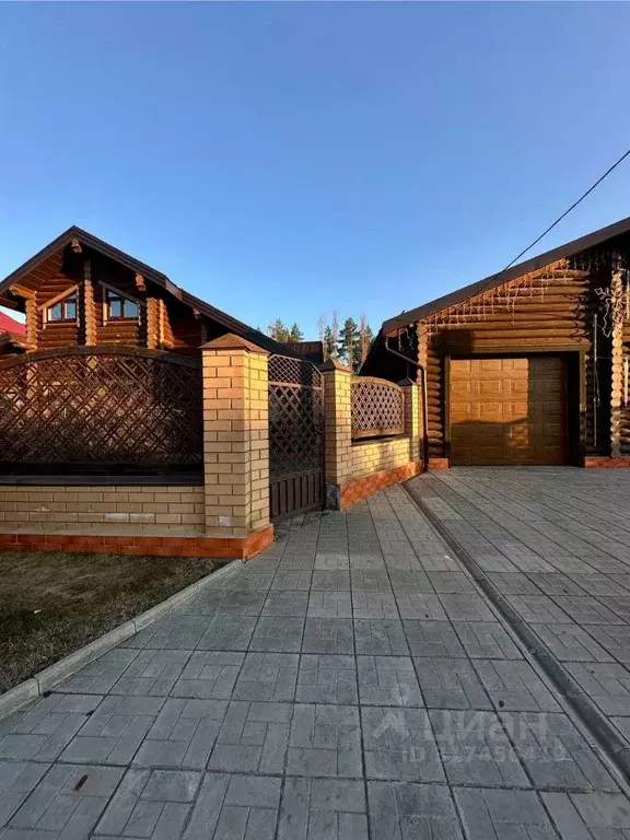 Дом в Оренбургская область, Оренбургский район, с. Нежинка ул. ... - Фото 0