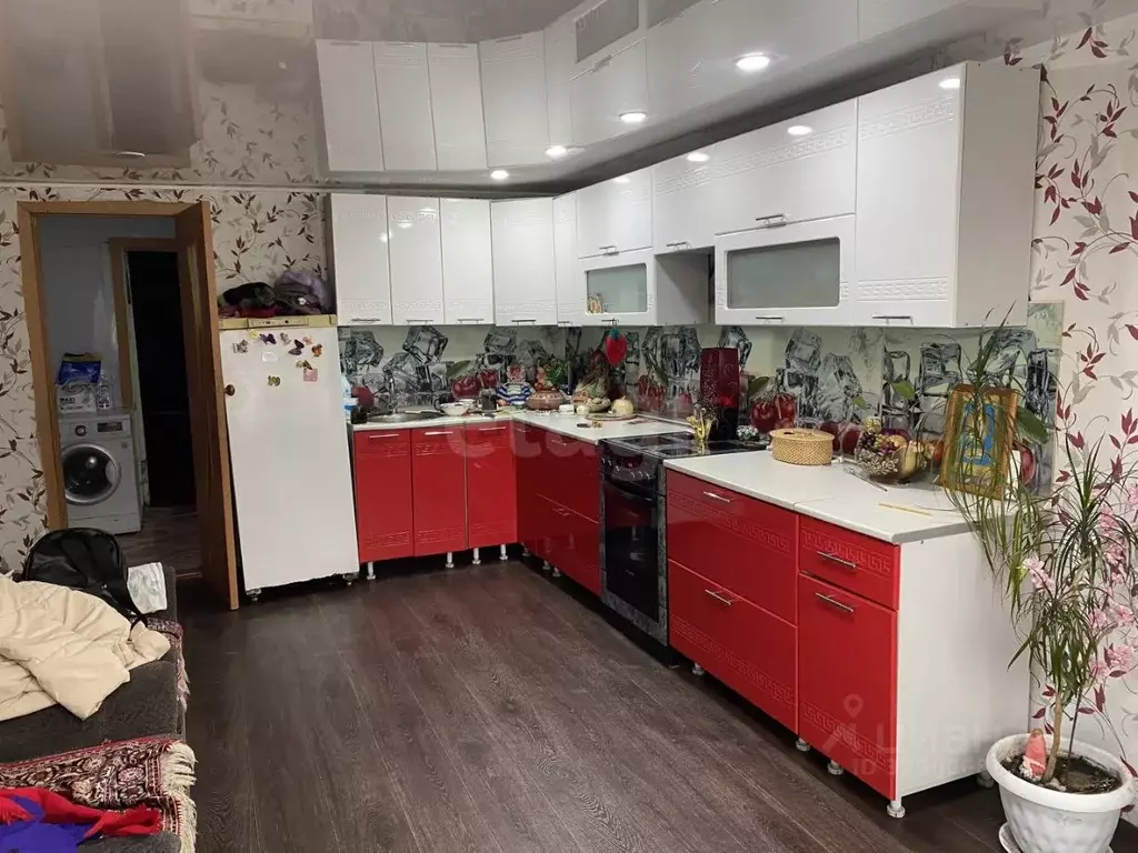 Дом в Иркутская область, Нижнеудинск Баррикадная ул., 8-2 (100 м) - Фото 1