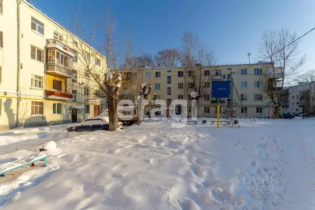 3-к кв. Свердловская область, Екатеринбург ул. Ильича, 17 (85.8 м) - Фото 0