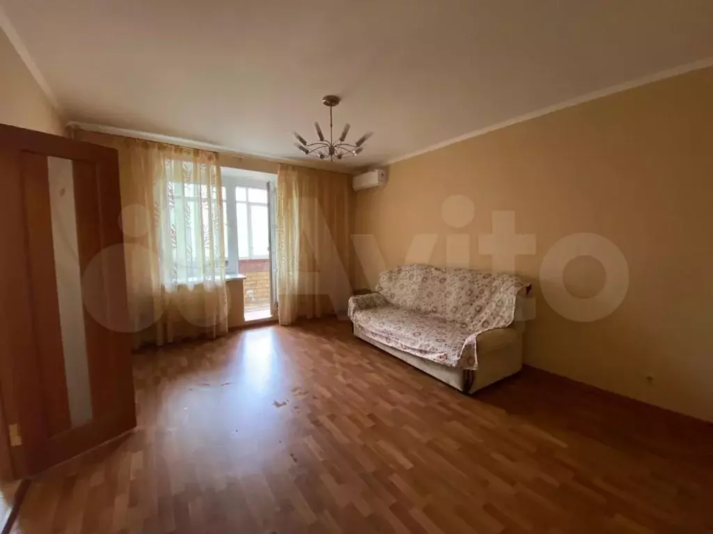 1-к. квартира, 50 м, 4/9 эт. - Фото 1