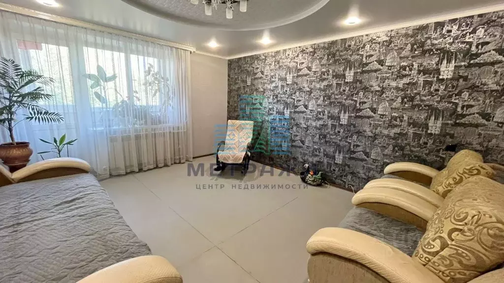 4-к кв. Калужская область, Киров Строительная ул., 26 (77.0 м) - Фото 1