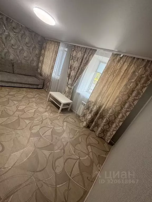 Дом в Самарская область, Октябрьск Украинская ул., 73 (100 м) - Фото 1