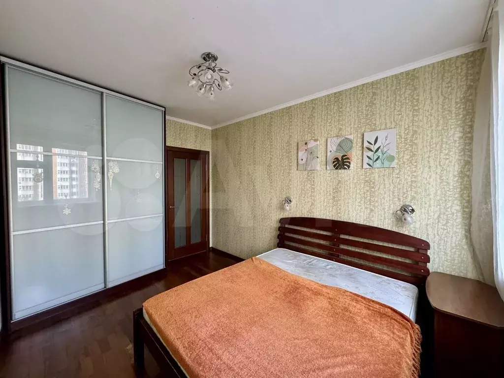 2-к. квартира, 54 м, 4/17 эт. - Фото 0