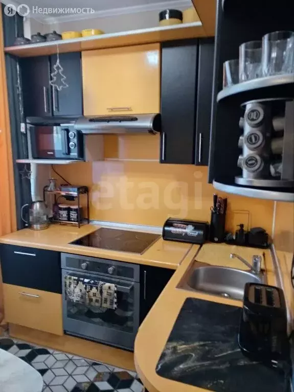 3-комнатная квартира: Южно-Сахалинск, планировочный район Большая ... - Фото 1