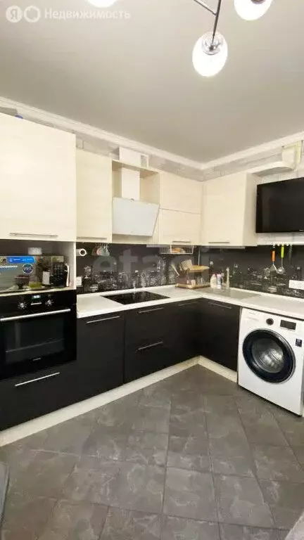 2-комнатная квартира: Новороссийск, улица Мурата Ахеджака, 12 (63.4 м) - Фото 1